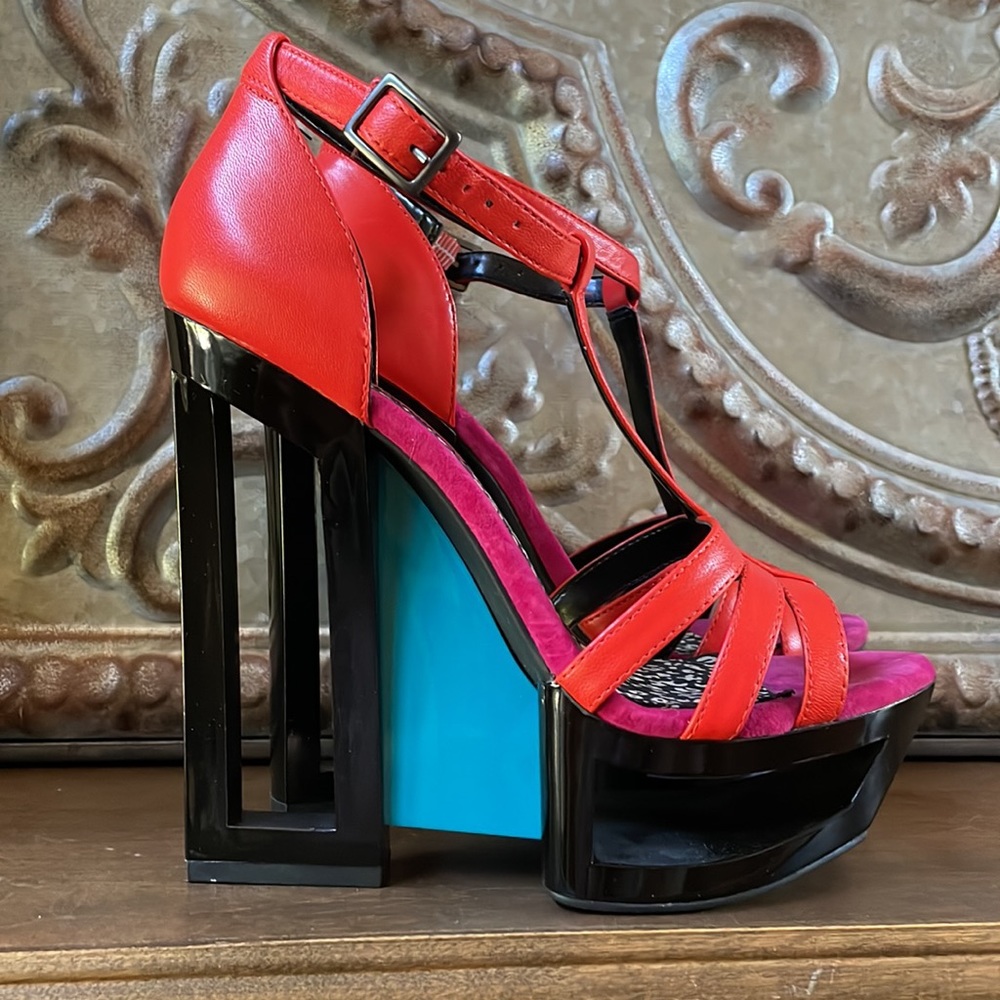 Color me bad - Picture 2 of 4